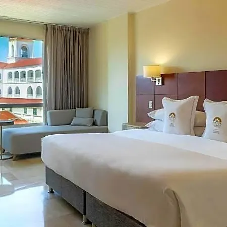 Hotel Caribe 5*
